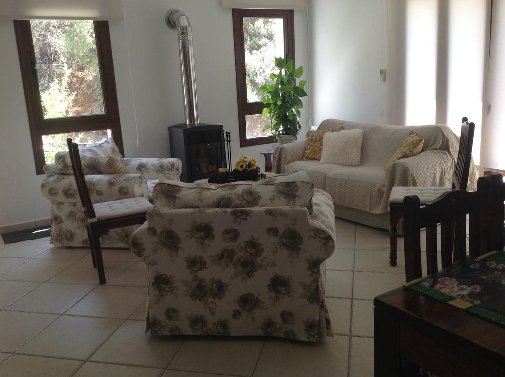 Apartament Ta Spitakia Tis Theodosias Kalopanajotis Zewnętrze zdjęcie