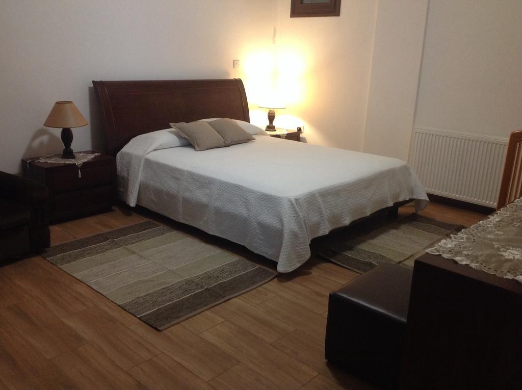 Apartament Ta Spitakia Tis Theodosias Kalopanajotis Pokój zdjęcie