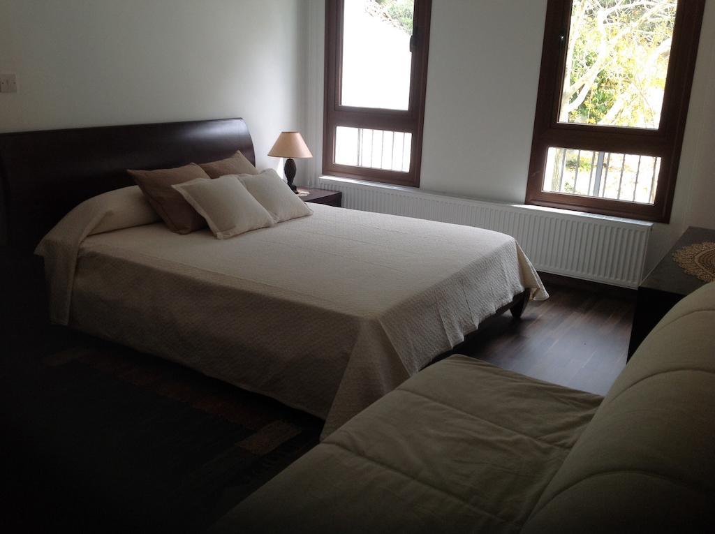 Apartament Ta Spitakia Tis Theodosias Kalopanajotis Pokój zdjęcie